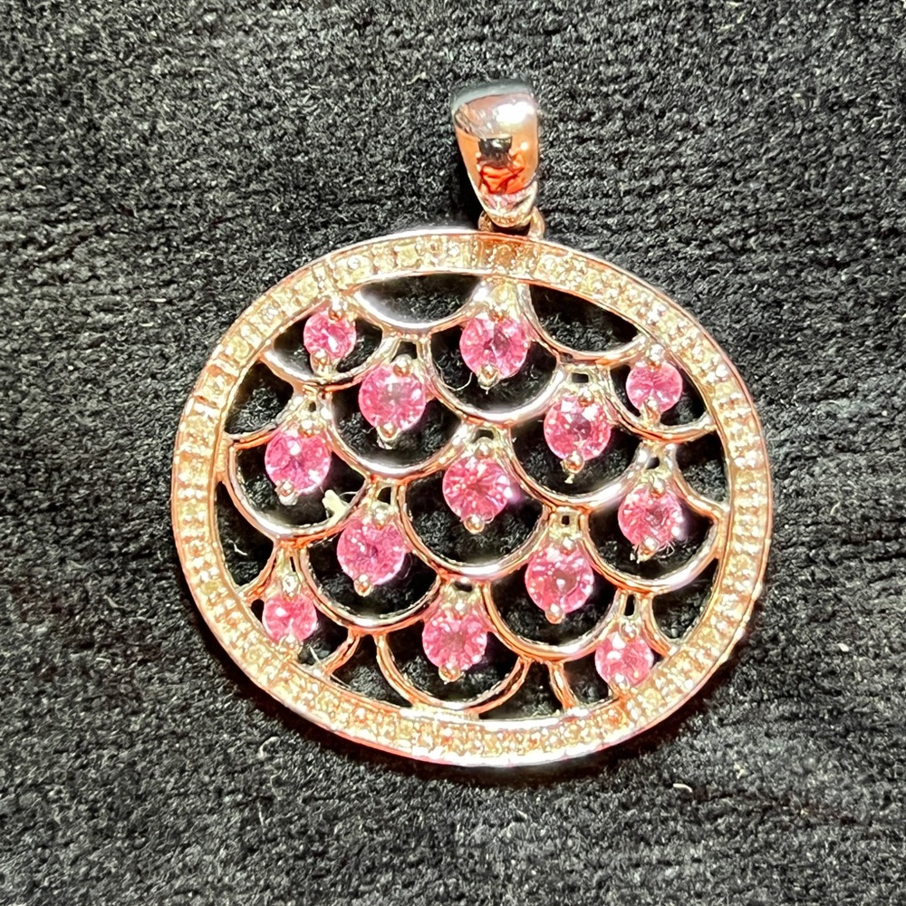 New 14kt white gold, diamonds and pink sapphires. Appraisal in photos.